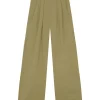 She, pistachio pants