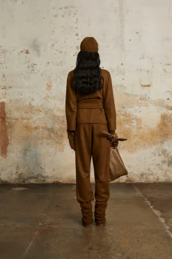 Single, cashmere pants