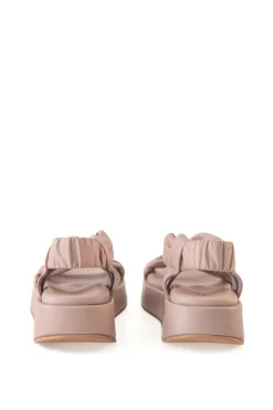 Suro, pink leather sandals