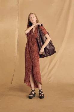U XL, bolso de cuero granate oscuro