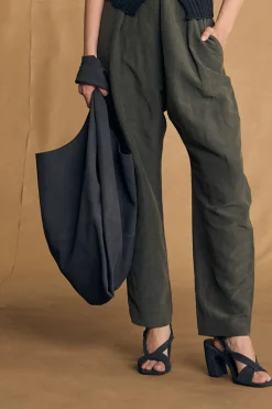 U XL, graphite suede bag