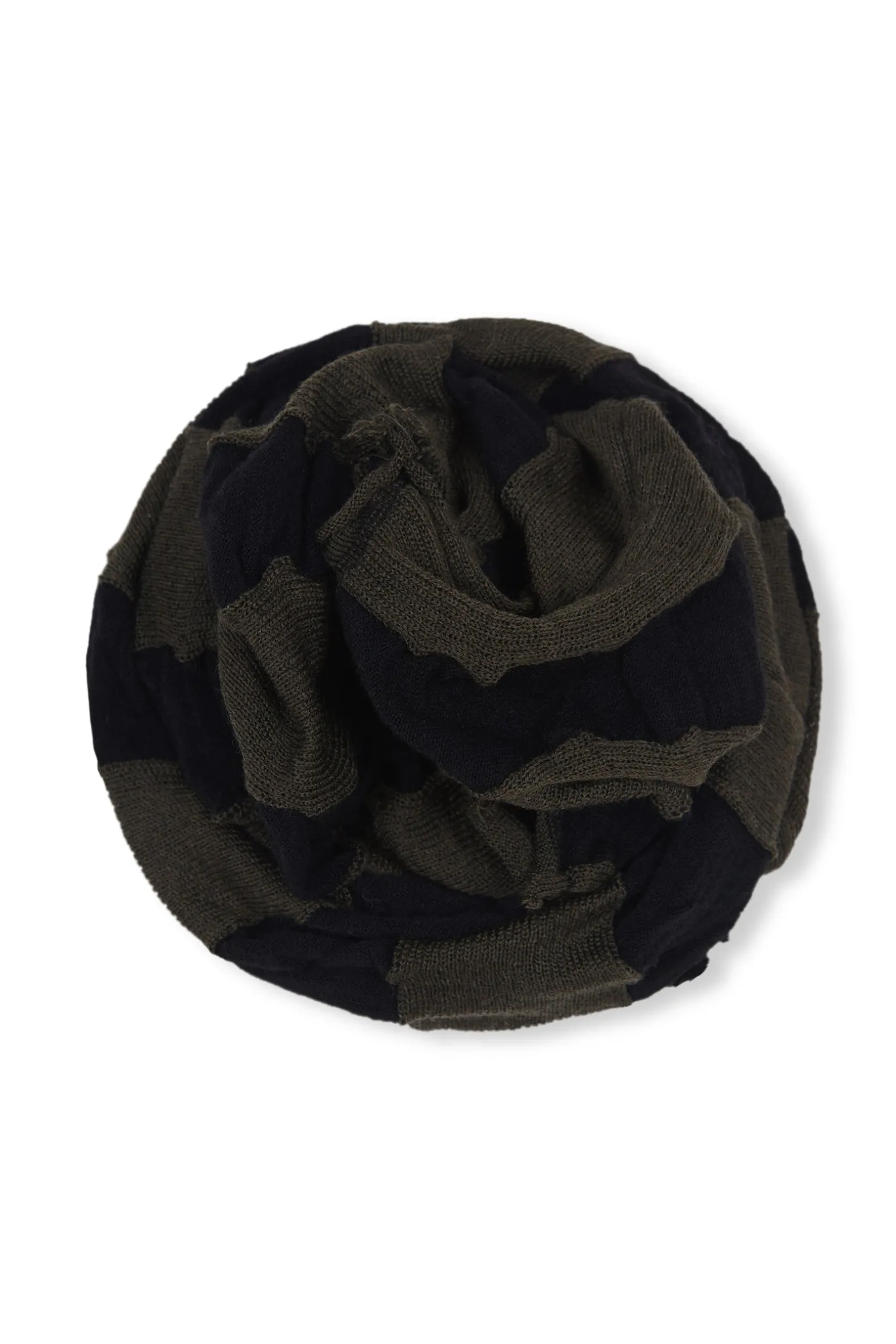 Winona, khaki and black tubular collar